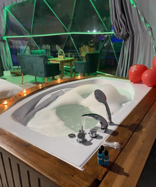 moon_dome_glamping_03-f