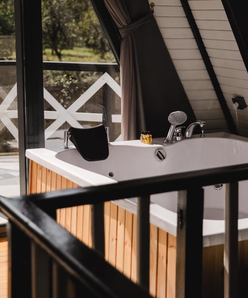 37ba80e0-3bef-4756-ac52-f8155ea88b43