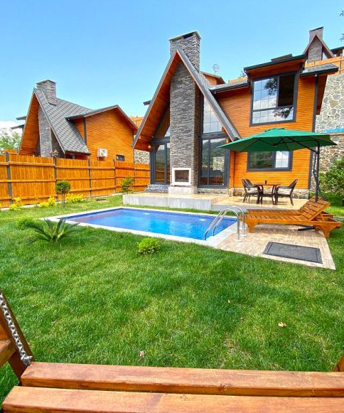 Sapanca-grand-wooden-_3uJP5xq