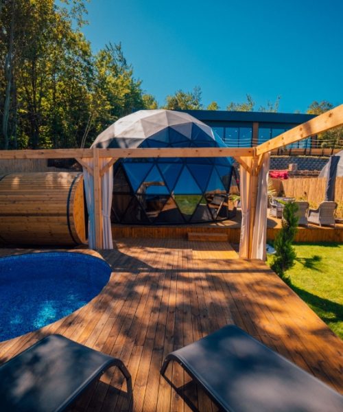 1b76d7b0-74b3-4bf5-bf59-ba676218739f-1024