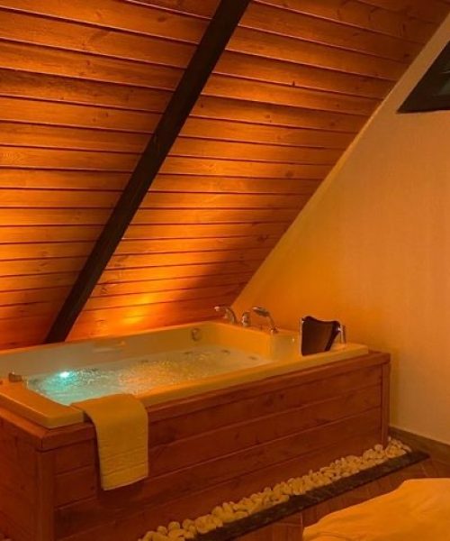 358107102_687673090060371_886514596944818114_n