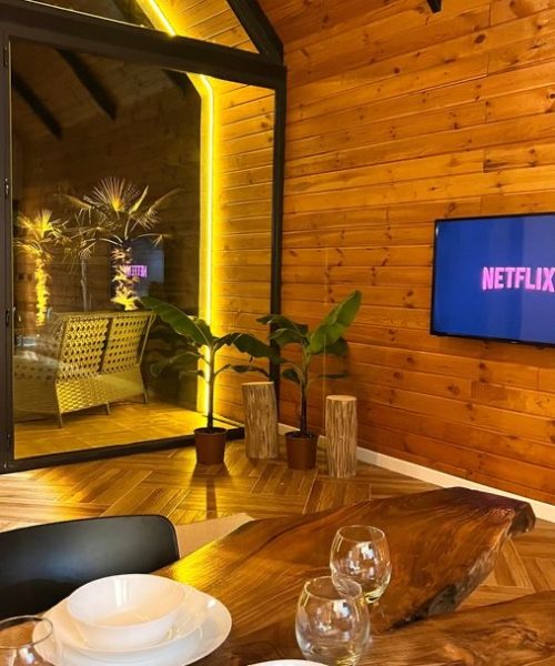 358112094_687673270060353_1048898773249877104_n