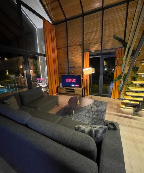 393946739_737341858426827_6046119464332302185_n