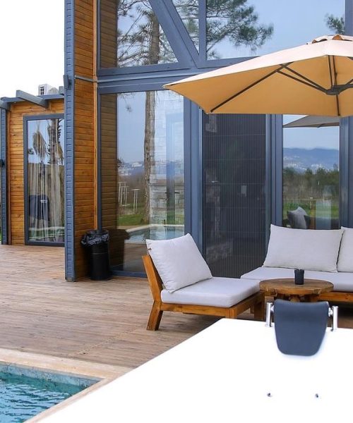 5B957D80-2273-4F28-8B02-71713655C886