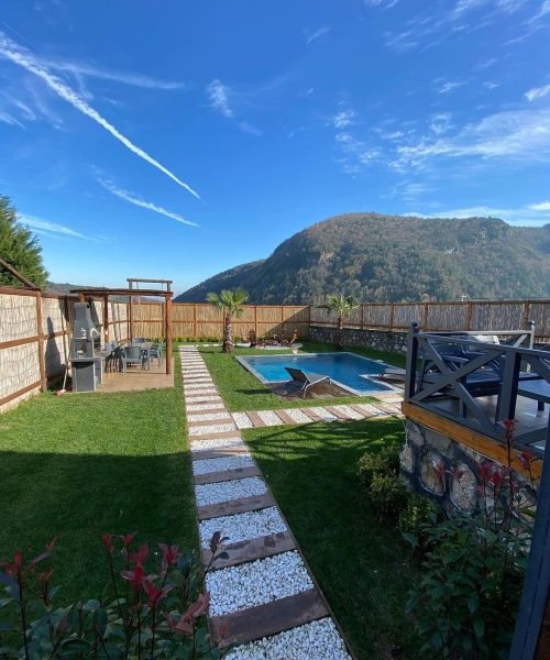 67437243-A922-4A1D-86DA-ACE079346FAA