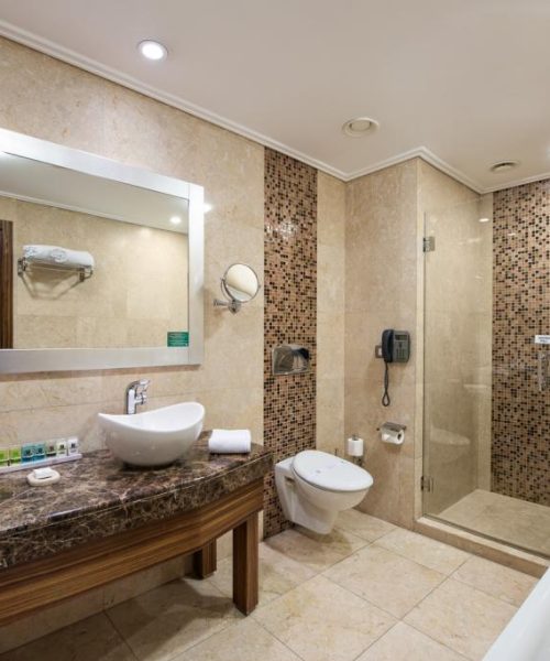 8ce7da35ab7ffc5da80da9248118b683