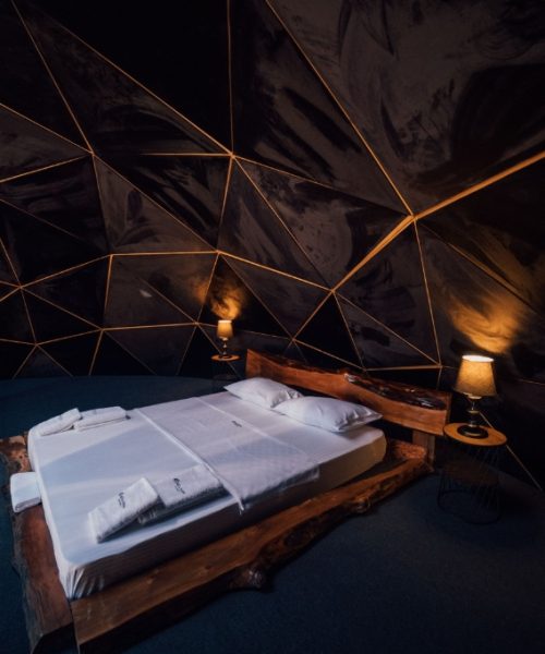 b4e7004a-179c-4587-a66b-6cf60ba4c851-1024