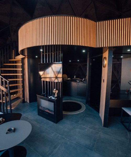 ed30d764-031e-4bbb-b3c2-255f8869e39c-1024