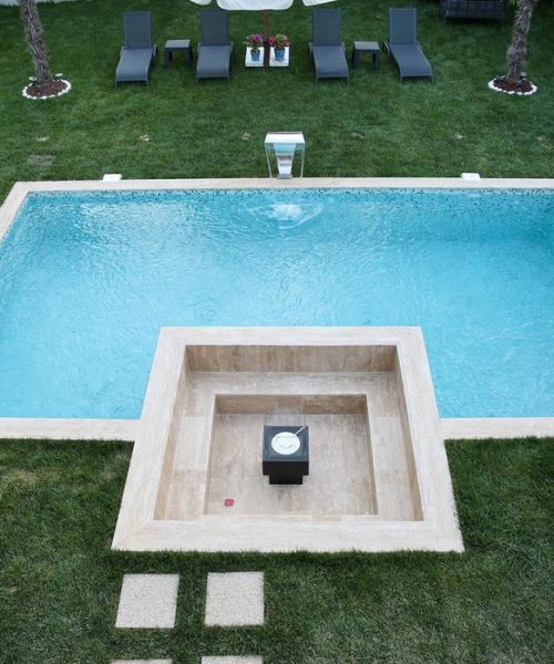 tsr12691638019659196564946