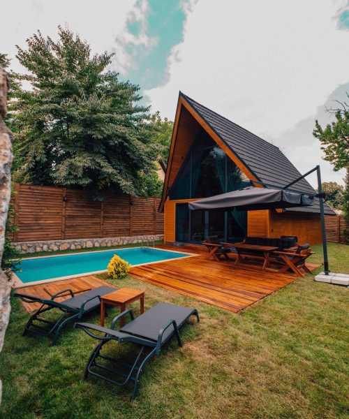 0FEB18C5-FB0A-40DE-8ACD-C746B6719629