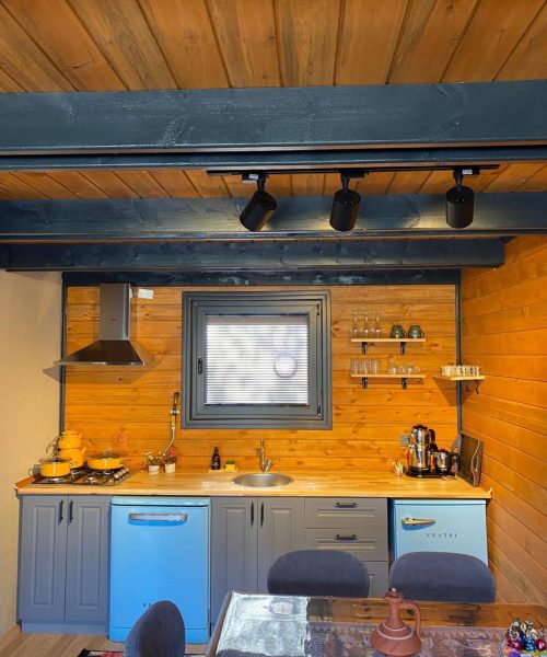 15b50395-d359-4ff4-825e-7165c1bd66a5