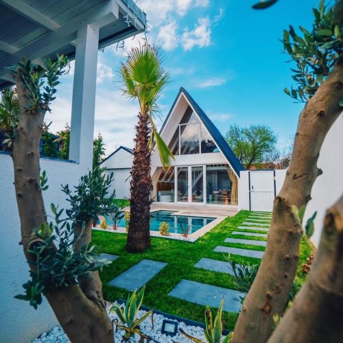 B4420678-682E-4885-A504-FA4FFB3D87C4