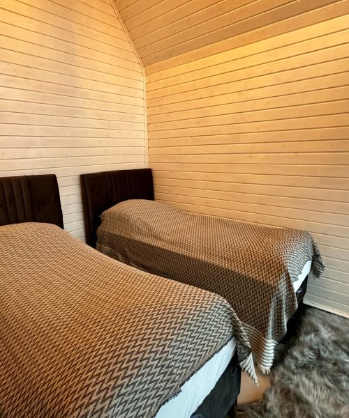 f9ef2f5f-b7a8-4645-99eb-986e367797fc