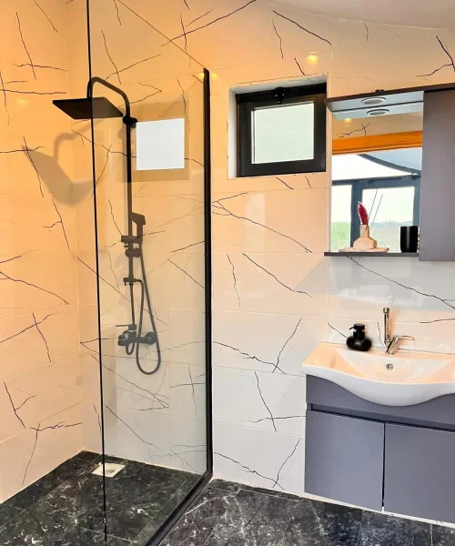 8cc71777-b2fa-4ccc-896d-ca48dbc4b78f