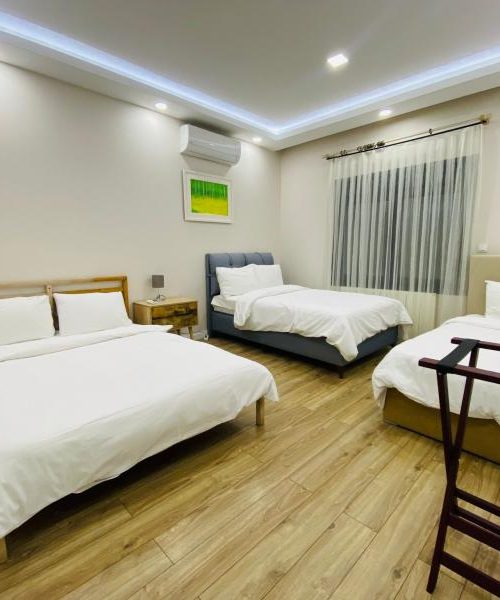 b0c6aa49-f3b0-45cc-b787-ee1801dcea2d-f