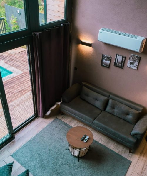 cb231a9d-615c-4c20-bd5f-cc453b237bab