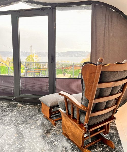 fb8f3f3f-3492-4043-a688-1d1bca6ccfe6-f