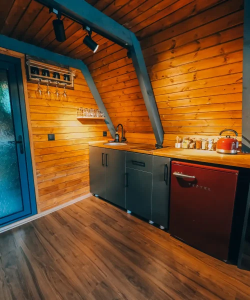 19.6ffb3fcf2e953db35773