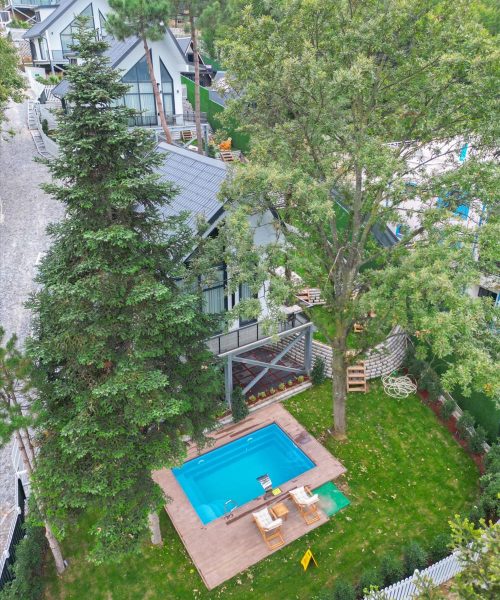 e425ce8d-0569-45a1-aa11-5e350f722fee