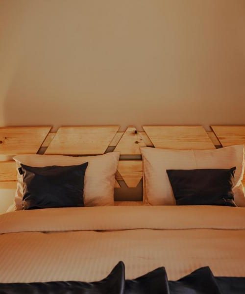 e47af991-e27b-43c1-bf5e-1272a02e0474-f