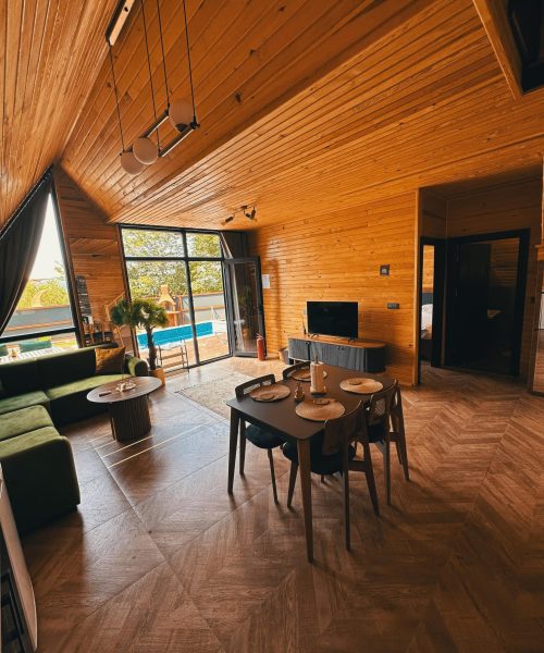 8bc61443-41dc-4b18-b431-19099682e11c