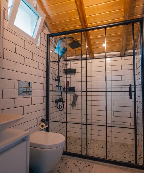 238b014b-0a75-460b-b267-627533ab155e