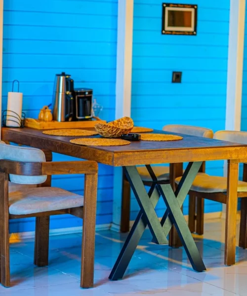 8b0c647a-8624-425b-a189-52116627e55d-1024