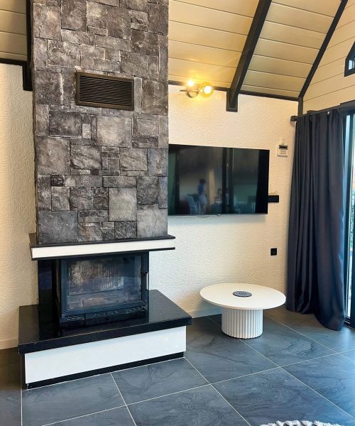 6c095ec9-f929-47bb-b12b-363d4a1babf2