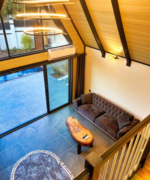 8e40a764-39f0-4ee6-8e3f-a37bc68b9173